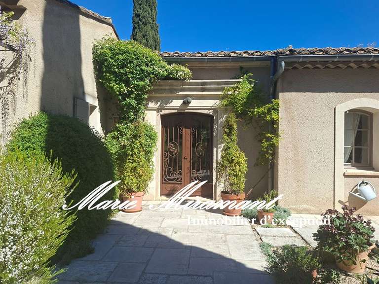 Propriété Barbentane - 6 chambres - 290m²