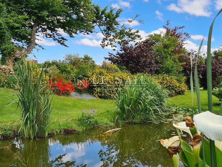 Maison Coutances - 5 chambres - 246m²
