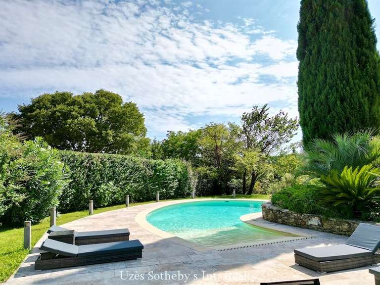 Maison Uzès - 6 chambres - 200m²