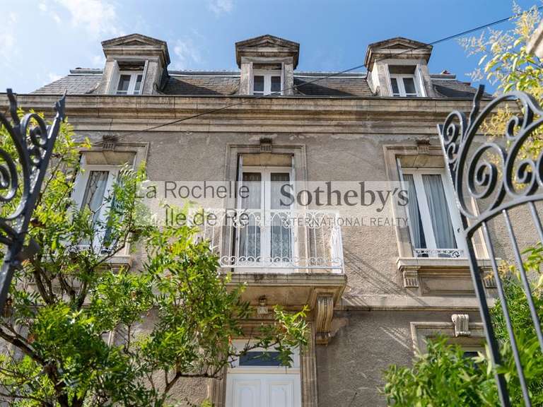 House La Rochelle - 4 bedrooms - 240m²