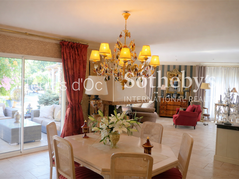 Propriété Perpignan - 5 chambres - 303m²