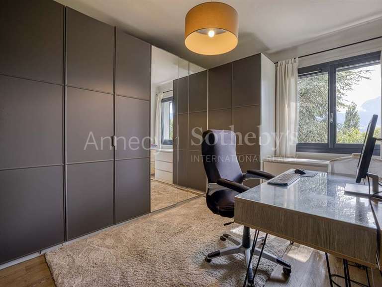 House Sévrier - 6 bedrooms - 340m²