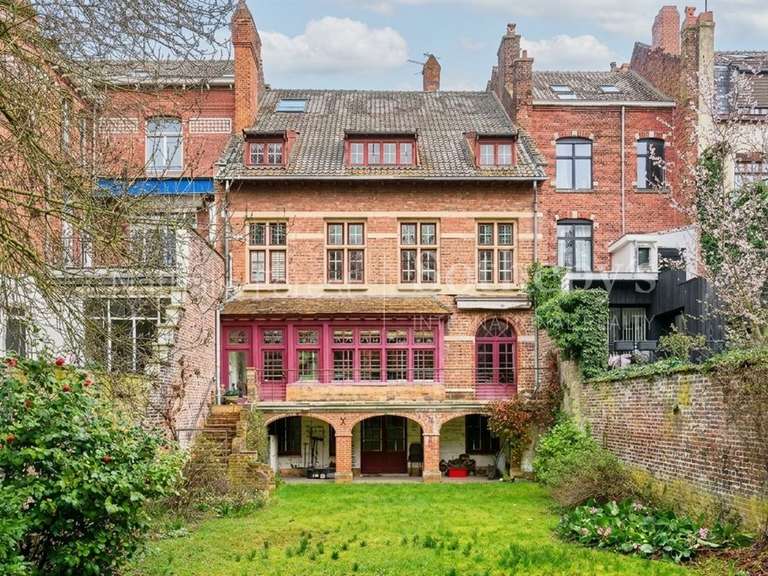 Maison La Madeleine - 6 chambres - 325m²