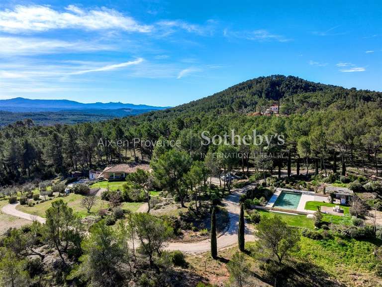 Maison Aix-en-Provence - 5 chambres - 430m²