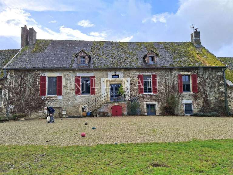 Propriété Chaource - 7 chambres - 220m²