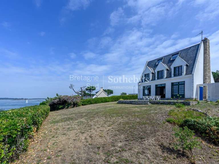 House Arzon - 4 bedrooms - 150m²
