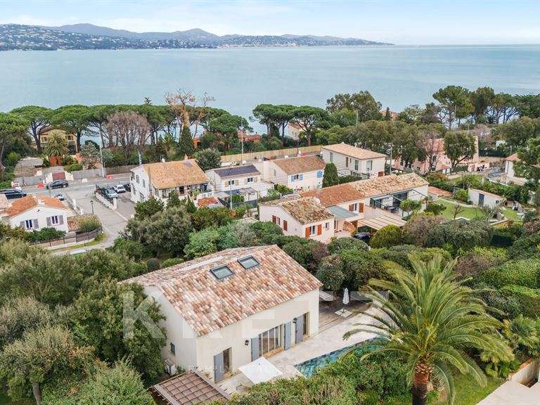 Maison Gassin - 5 chambres - 220m²