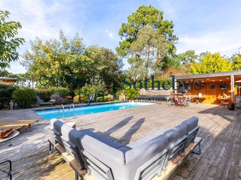 House Arcachon - 6 bedrooms - 207m²
