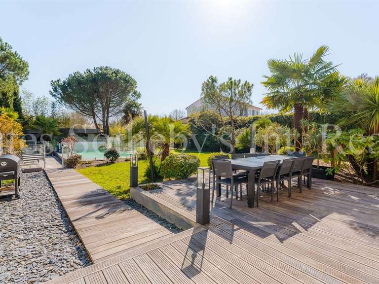 Maison Haute-Goulaine - 7 chambres - 297m²