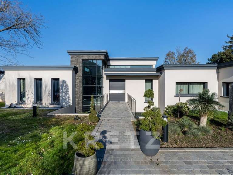Maison Verrières-le-Buisson - 6 chambres - 650m²