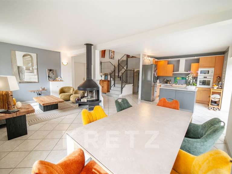 Maison Verel-Pragondran - 5 chambres - 240m²