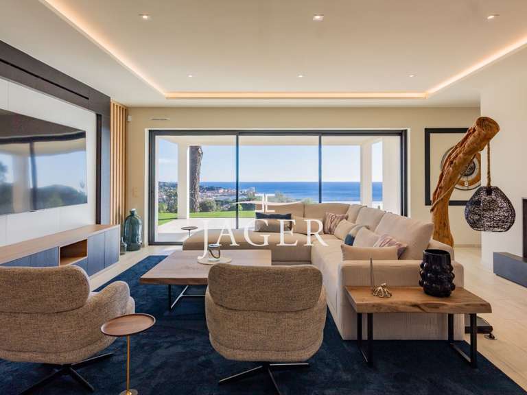 Villa with Sea view Sainte-Maxime - 4 bedrooms - 349m²