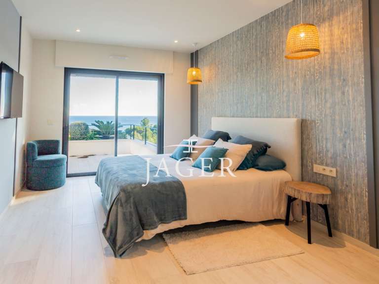 Villa with Sea view Sainte-Maxime - 4 bedrooms - 349m²