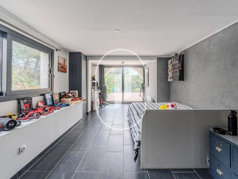 Villa Ventabren - 5 bedrooms - 220m²