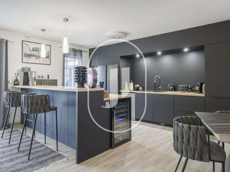 Villa Cabrières-d'Avignon - 3 chambres - 189m²