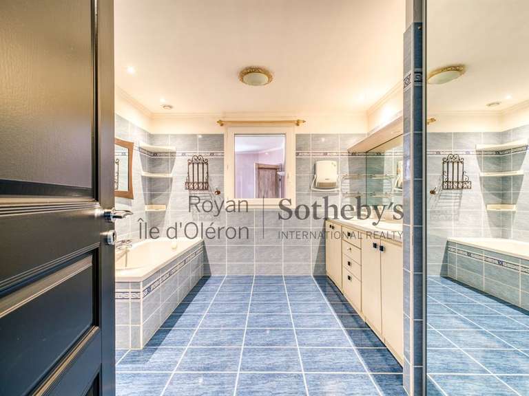 Maison Jazennes - 6 chambres - 533m²