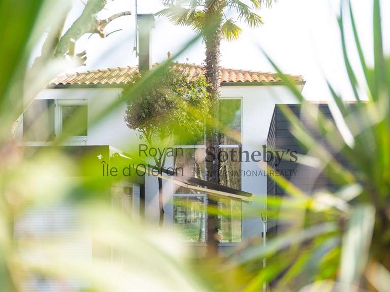 Maison Jazennes - 6 chambres - 533m²