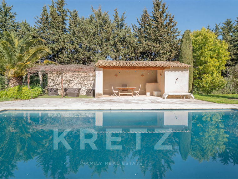 Maison Châteaurenard - 5 chambres - 270m²