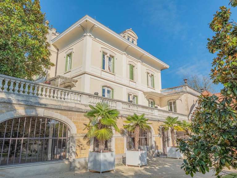 House Dardilly - 8 bedrooms - 600m²