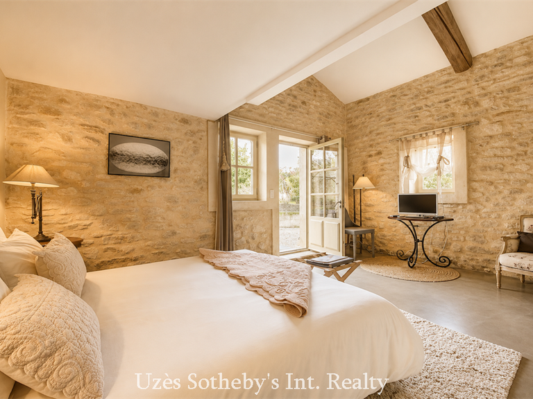 Maison Uzès - 8 chambres - 380m²