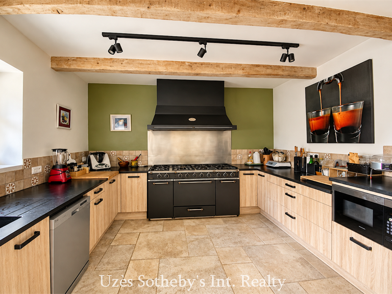 Maison Uzès - 8 chambres - 380m²