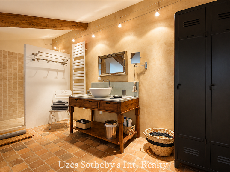 Maison Uzès - 8 chambres - 380m²