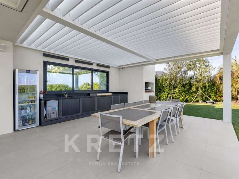 Maison Roquefort-les-Pins - 5 chambres - 640m²