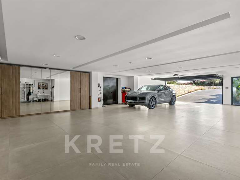 Maison Roquefort-les-Pins - 5 chambres - 640m²