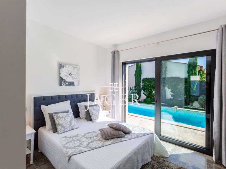 Villa Sainte-Maxime - 3 bedrooms - 180m²