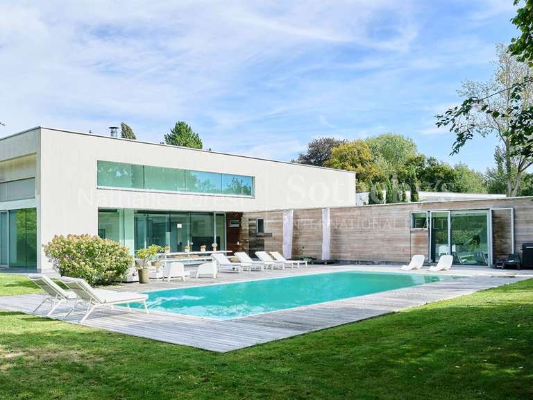 House Bondues - 5 bedrooms - 450m²