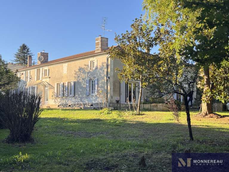 Maison Baignes-Sainte-Radegonde - 11 chambres