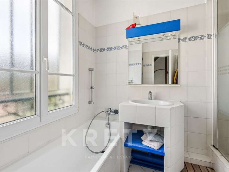 Maison La Celle-Saint-Cloud - 6 chambres - 290m²
