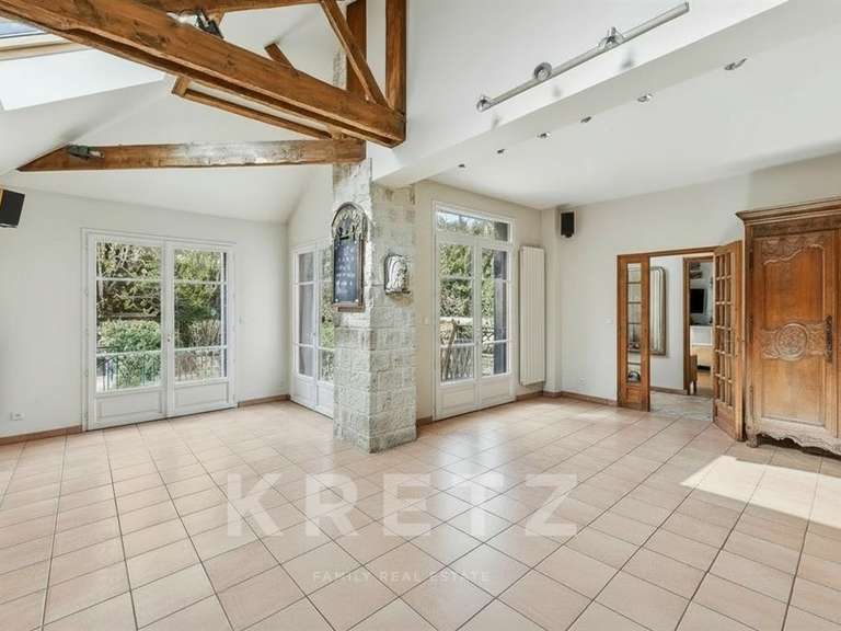 Maison La Celle-Saint-Cloud - 6 chambres - 290m²