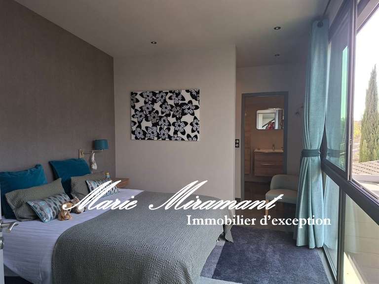 Maison Villeneuve-lès-Avignon - 5 chambres - 320m²