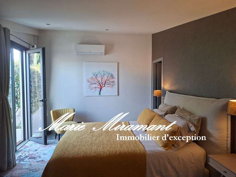 Maison Villeneuve-lès-Avignon - 5 chambres - 320m²
