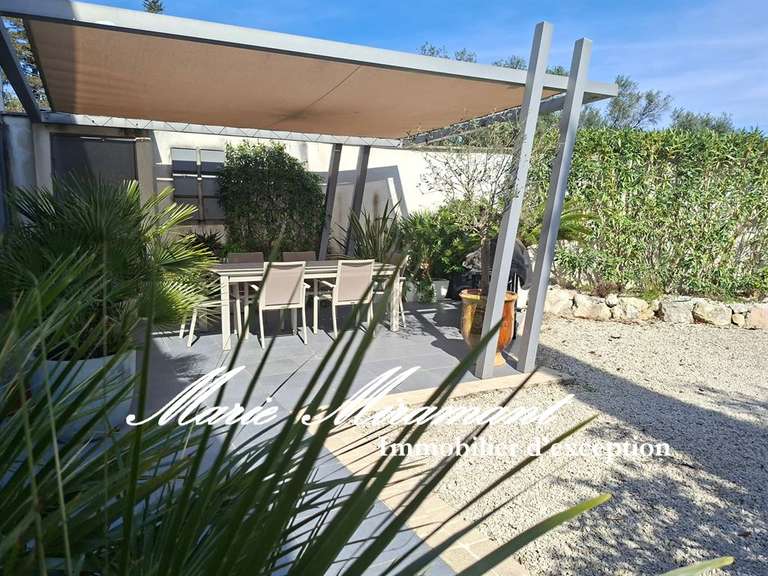 Maison Villeneuve-lès-Avignon - 5 chambres - 320m²