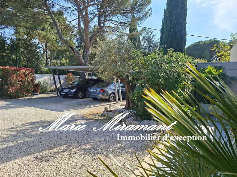 Maison Villeneuve-lès-Avignon - 5 chambres - 320m²