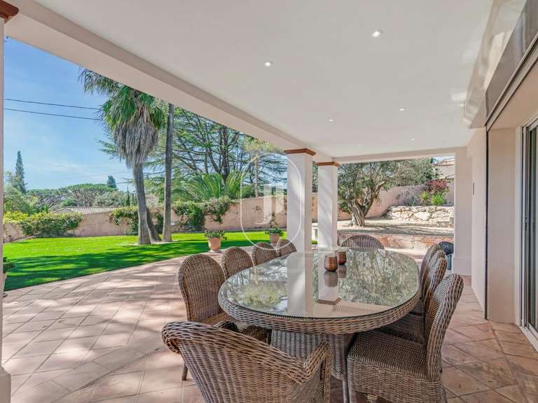Villa Sainte-Maxime - 5 chambres - 207m²