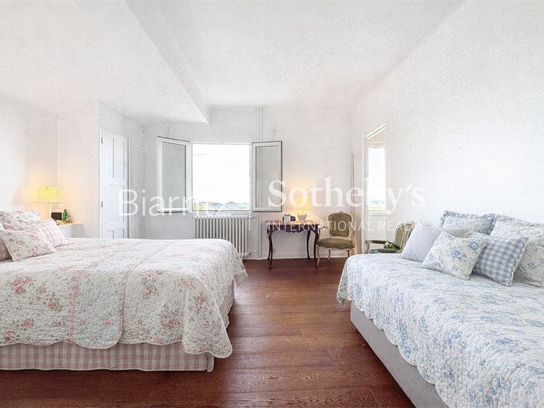 Maison Bayonne - 7 chambres - 467m²