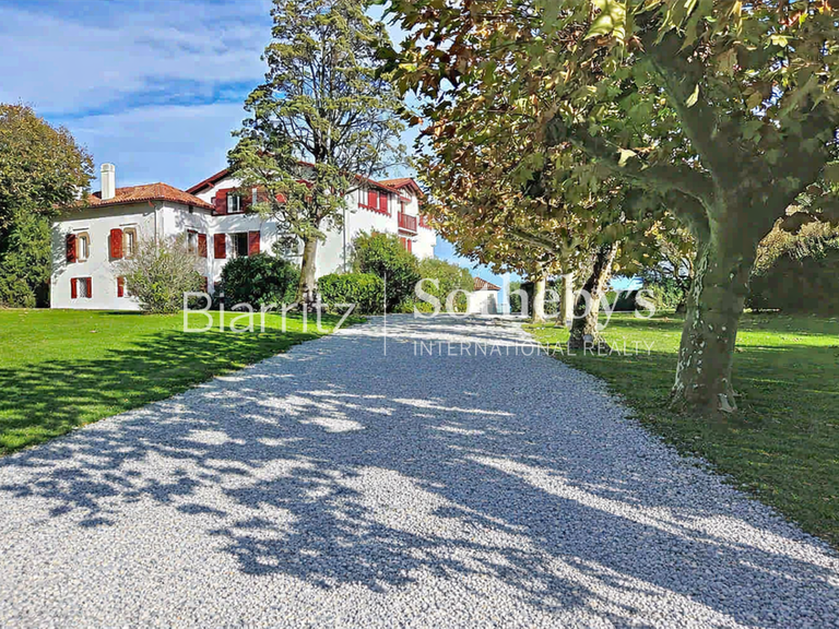 Maison Bayonne - 7 chambres - 467m²