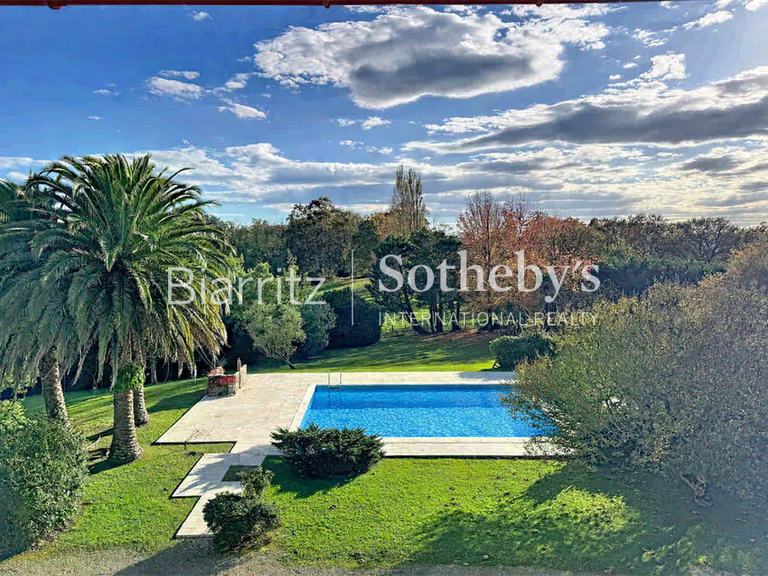 Maison Bayonne - 7 chambres - 467m²