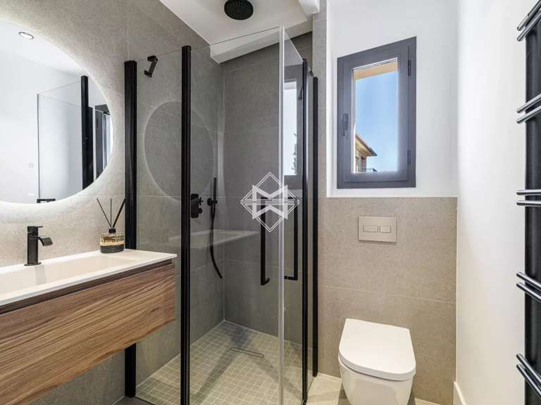 Maison Saint-Jean-Cap-Ferrat - 4 chambres - 136m²