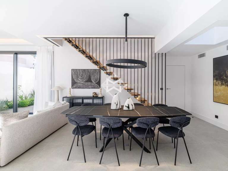 Maison Saint-Jean-Cap-Ferrat - 4 chambres - 136m²