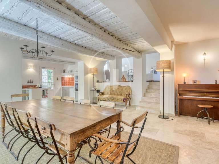 Maison Roussillon - 7 chambres - 270m²