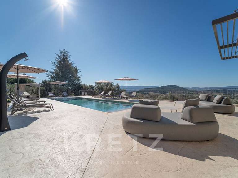 Maison Saint-Saturnin-lès-Apt - 5 chambres - 230m²