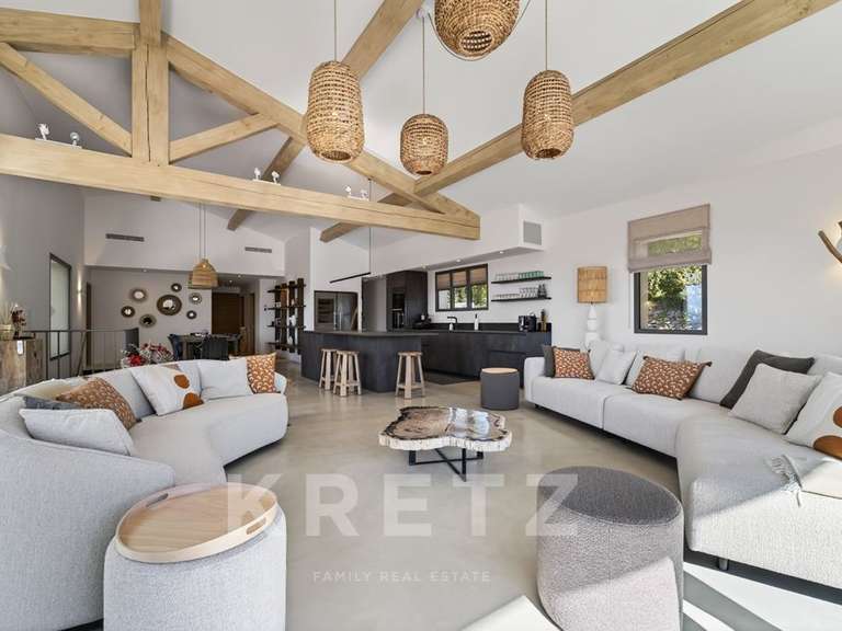 Maison Saint-Saturnin-lès-Apt - 5 chambres - 230m²