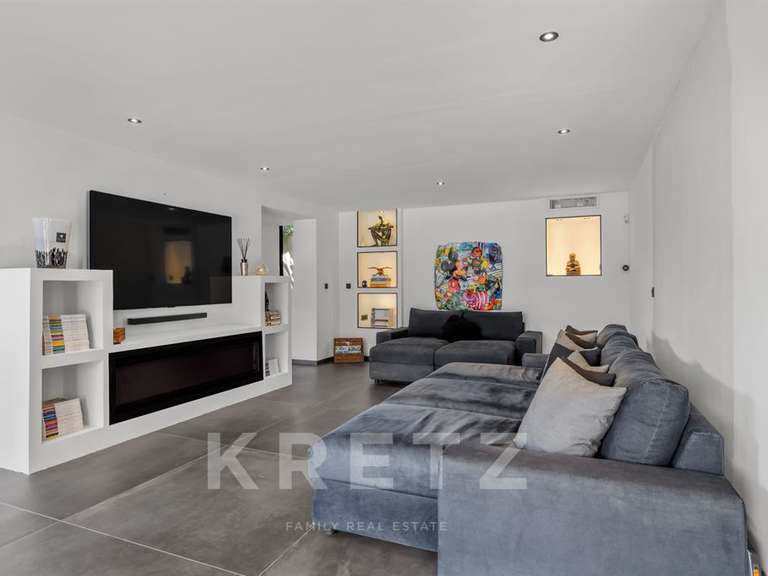 Maison Grimaud - 5 chambres - 215m²