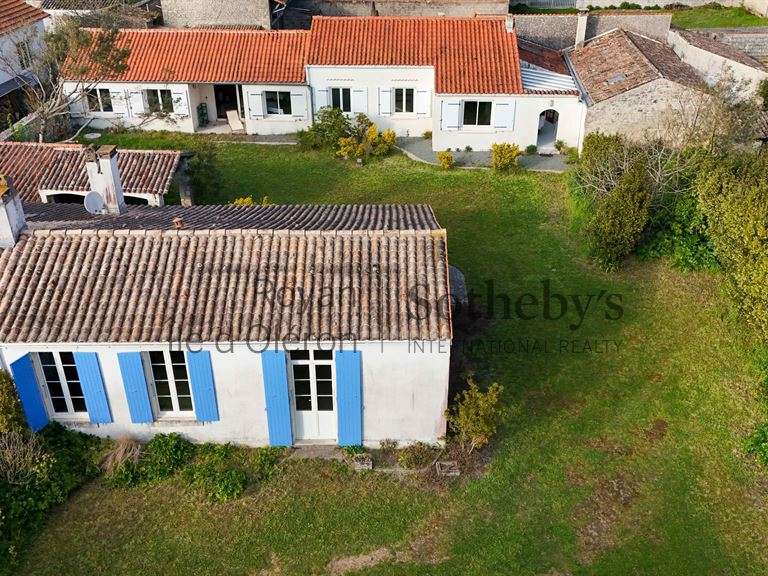 Maison Domino - 7 chambres - 228m²