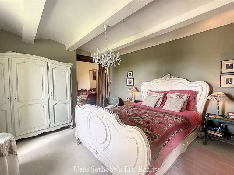 Maison Uzès - 4 chambres - 222m²