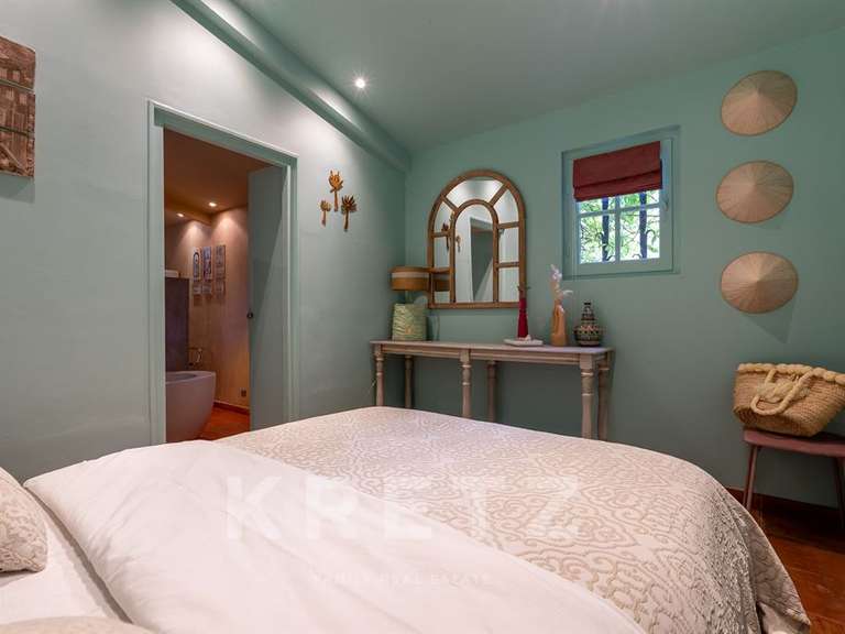 Maison La Roquette-sur-Var - 6 chambres - 320m²